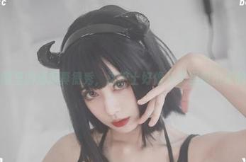 套图里的清颜真德秀，这护士好像从梦里飘出来的啊
