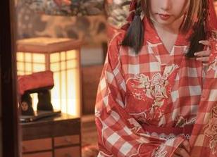 爆机少女喵小吉的圣诞特调图集，更新总是不会让人失望的