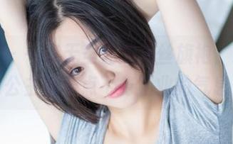 爱蜜社 – 一套无圣光的黑丝旗袍，心妍小公主带着点不务正业的气息