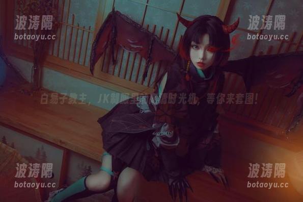 白易子教主 白易子教主,JK制服里的高清时光机,等你来套图!