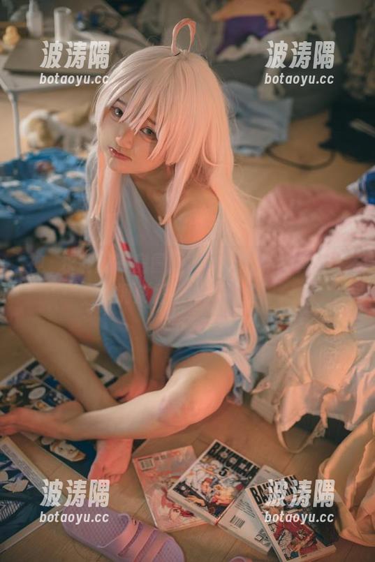 神沢永莉的厨房冒险：短款女仆写真集，调皮图透彻心扉！