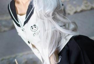 “万圣节不只是恐怖，还要俏皮神沢永莉的粉毛恶魔写真集！”别忘了资源哦！