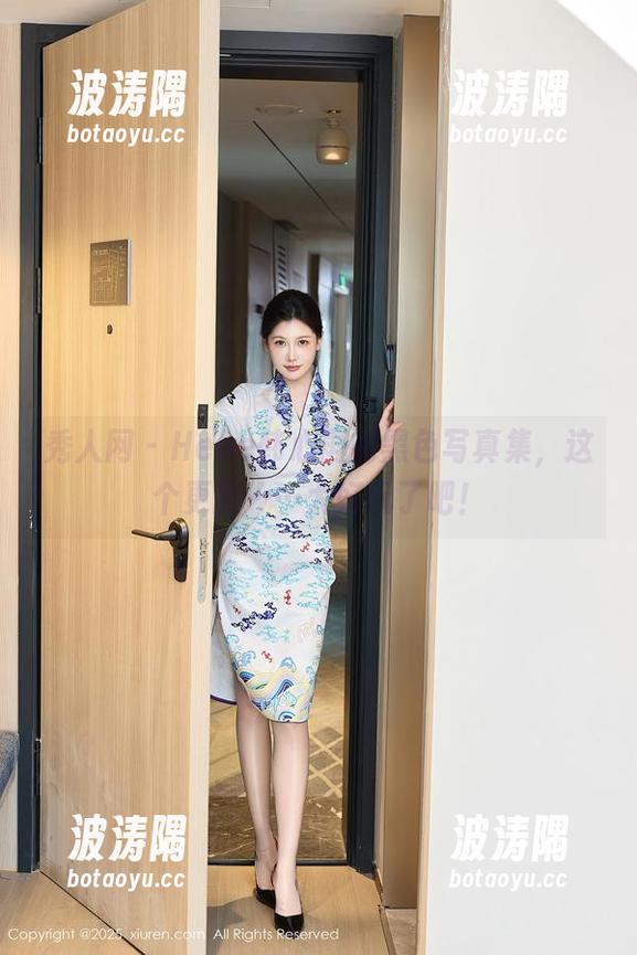秀人网 - Hebe韩心雨的黑色写真集，这个更新……太好玩了吧！