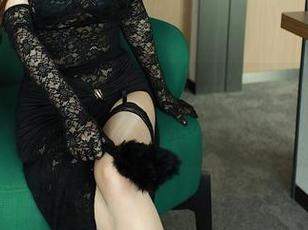 秀人网 – 谁说你的兔妹妹只会清纯？私拍的她也有小心机呢