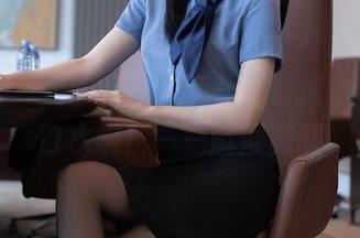 秀人网 – 足够养眼，下载的时候小心别流口水哦！——俞漫美腿