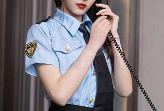 秀人网 – 就是阿朱啊的天台直播：买一送一，看免费套图！