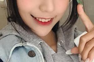 照片分享时间！舞小喵黑丝造型，真应了那句‘穿黑丝的都是妖精’！