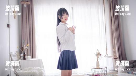 萌芽儿o0 照片中,萌芽儿o0觉得泳衣也是cos的一种心情