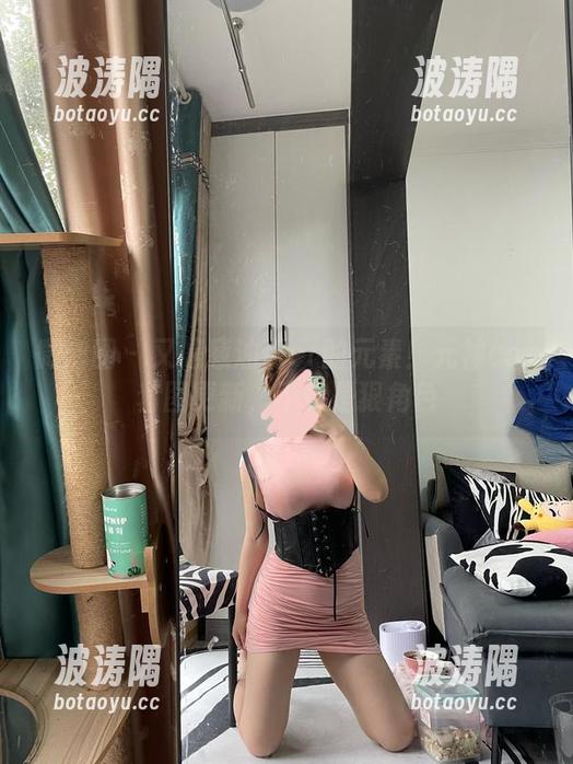 微密圈 - 又是葱油饼er的元素！元神cos套图更新，不愧是狠角色