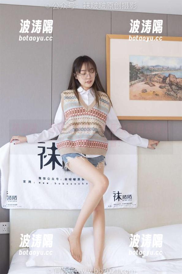 袜啵啵-甜甜圈 袜啵啵 - 甜甜圈宣布:死库水图包免费送出,快来抢先看!