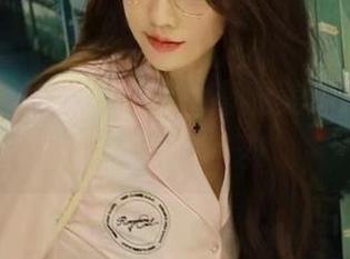 微密圈 – 轩子巨二兔的高清美足集，真是眼睛疼的美啊！