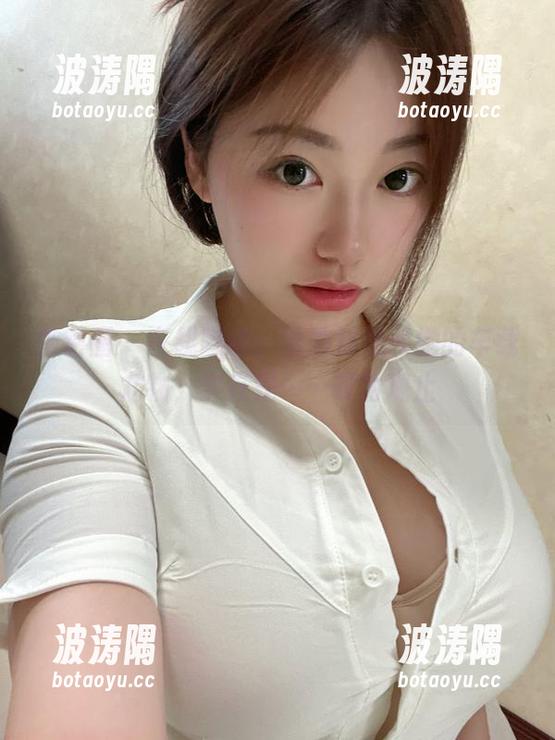 微密圈 - 在线瞧瞧，雪怡妹纸和她的车载尤物，实在是……叹为观止