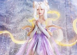 随性穿搭：露儿大魔王的棉袜私房图片，谁会想不到这更有意思呢？