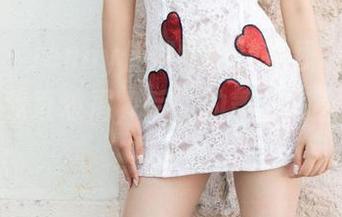魅妍社 – Jenny佳妮的棉袜在线表演，图片看得我直皱眉，后面的舞台怎么那么多袜子！